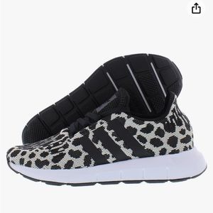 ADIDAS SWIFT RUN SNOW LEOPARD WOMENS SNEAKERS SIZE 6.5-NIB